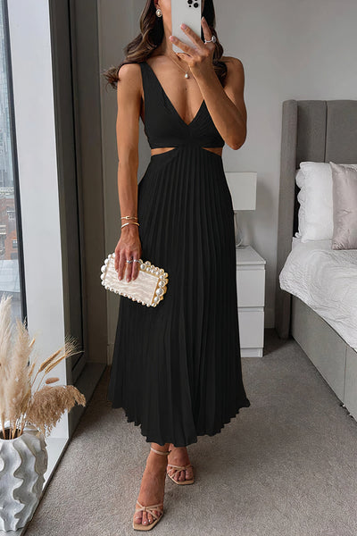 Sophisticated Pleated Maxi Dress | Chelsy