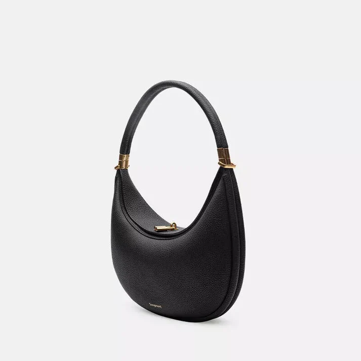 Belle Bag-A Stunning Blend of Style and Functionality